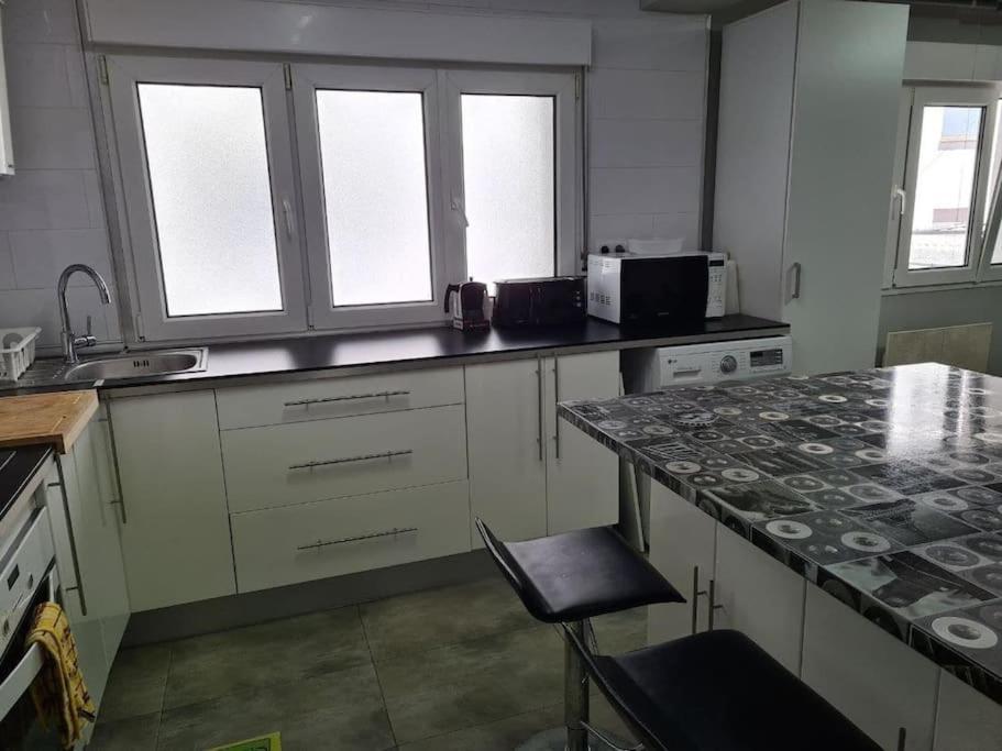 A Un Paso De La Playa, Amplio Apartamento Gijón Exterior foto